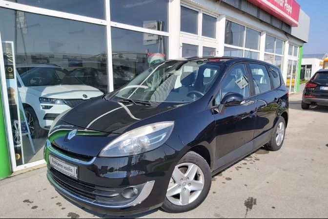 Renault%20Grand%20Scenic%207%20sjedala